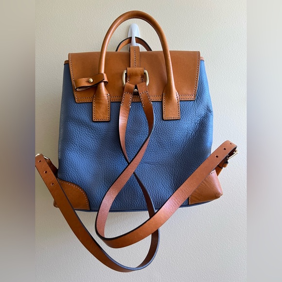 Dooney&Bourke All weather Leather Backpack with Contrast Suede Accent in Flap. - Picture 4 of 13